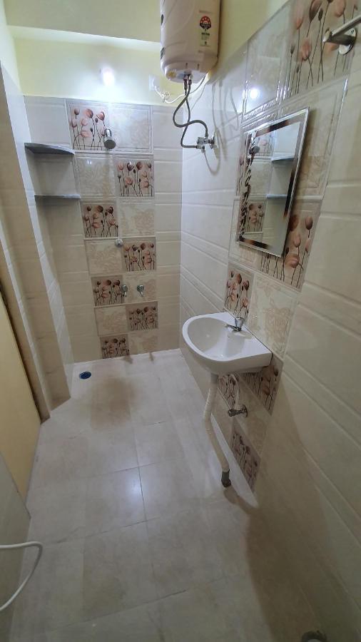 Tirupati Homestay - 2Bhk Ac Family Apartments Near Alipiri And Kapilatheertham - Walk To A2B Veg Restaurant - Wifi - Android Tv - Easy Access To Tirumala Екстериор снимка