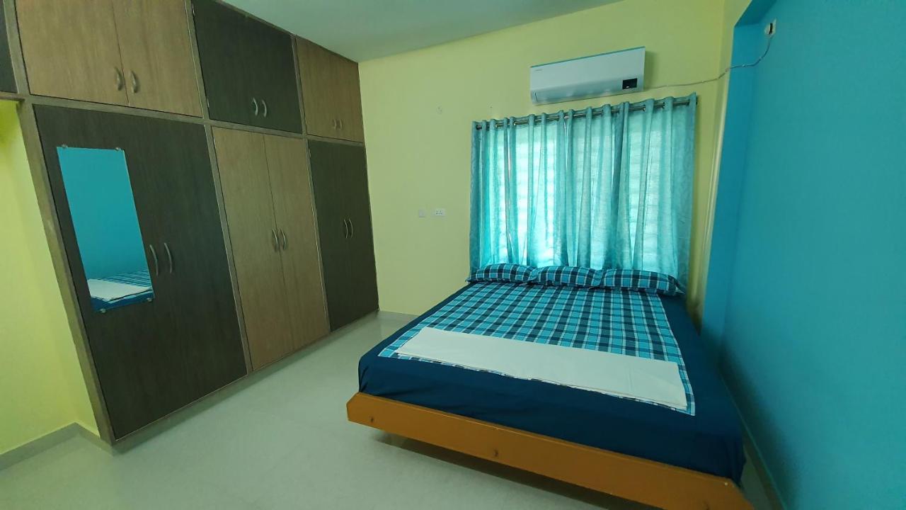 Tirupati Homestay - 2Bhk Ac Family Apartments Near Alipiri And Kapilatheertham - Walk To A2B Veg Restaurant - Wifi - Android Tv - Easy Access To Tirumala Екстериор снимка